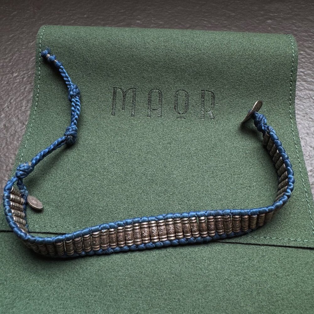 MAOR Blue Bracelet With Silver Links